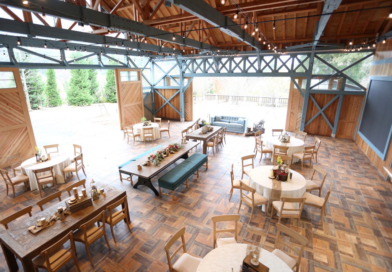 プリムローズガーデン 森と水の教会｜鳥取の秀峰・大山を臨む結婚式場グランピングテラス 🌳